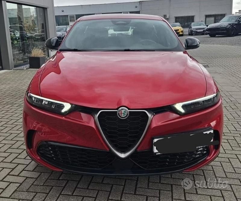 Usata Alfa Romeo Tonale Super 130 CV (95 kW) 2023 Rosso SUV