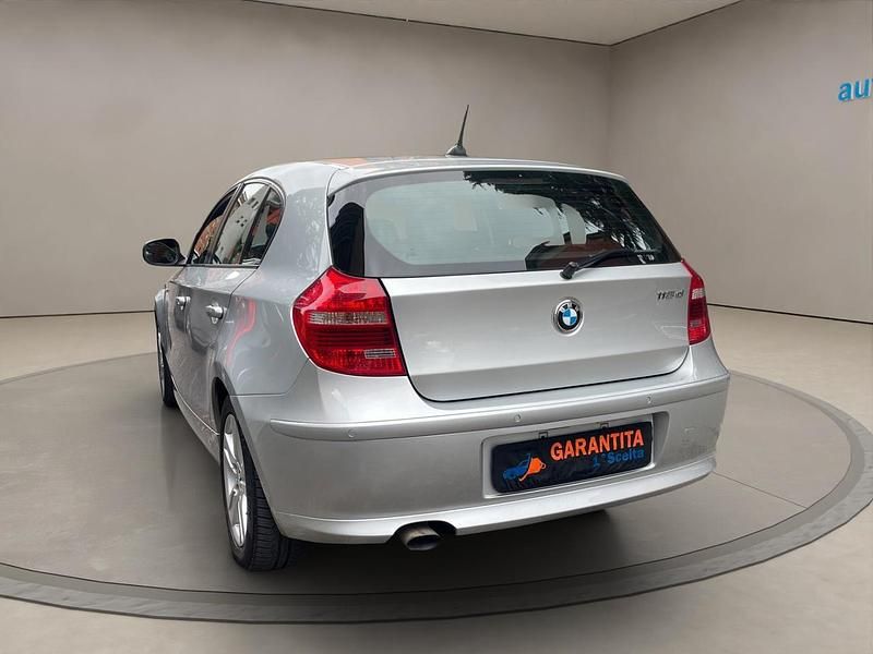 Occasion BMW 118 Comfort Edition 143 ch (105 kW) 2011 Argent Citadine