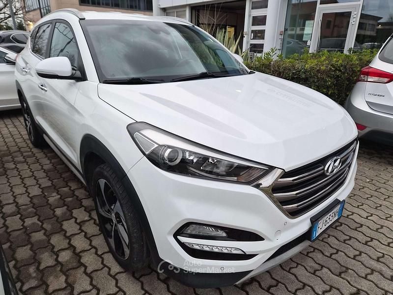 Bianco Usata 2017 Hyundai Tucson Comfort SUV | 10.300 € (Super prezzo) - Immagine 1/4