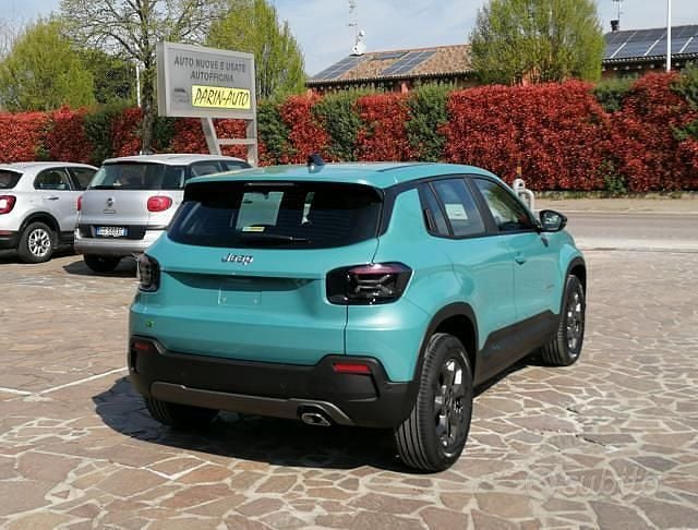 Novo Jeep Avenger Longitude Plus 101 HP (74 kW) 2025 Azul SUV