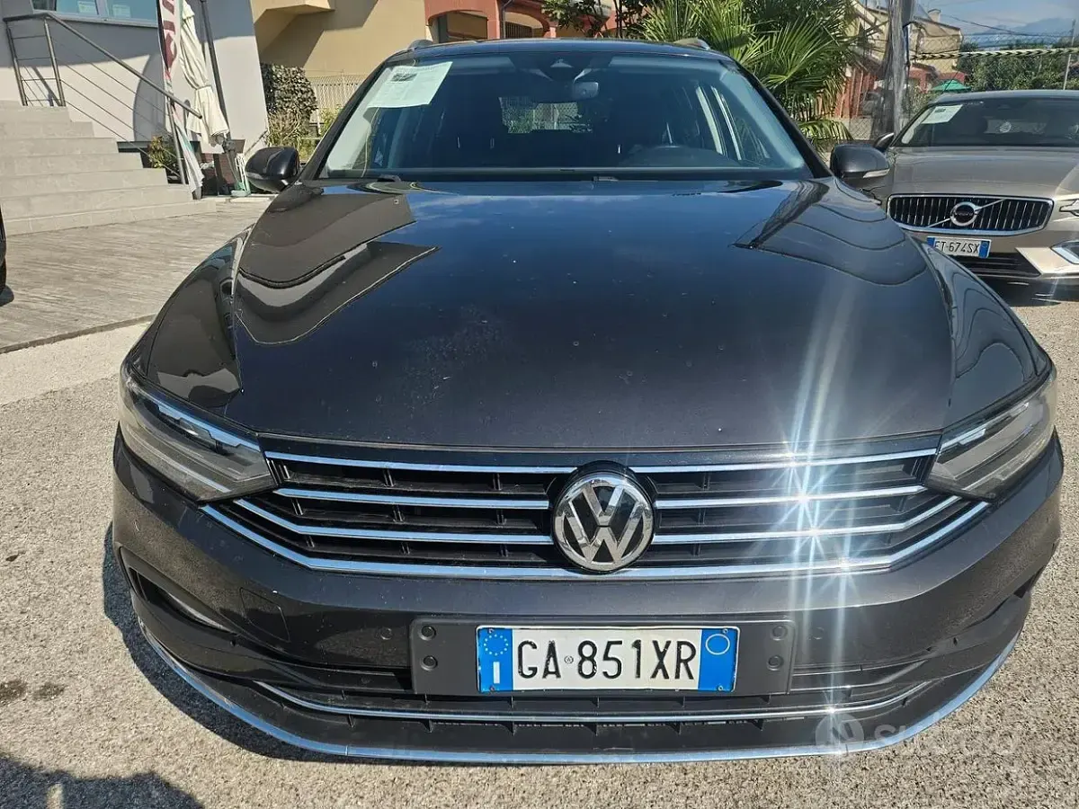Usata VW Passat Executive 190 CV (139 kW) 2020 Grigio Station wagon