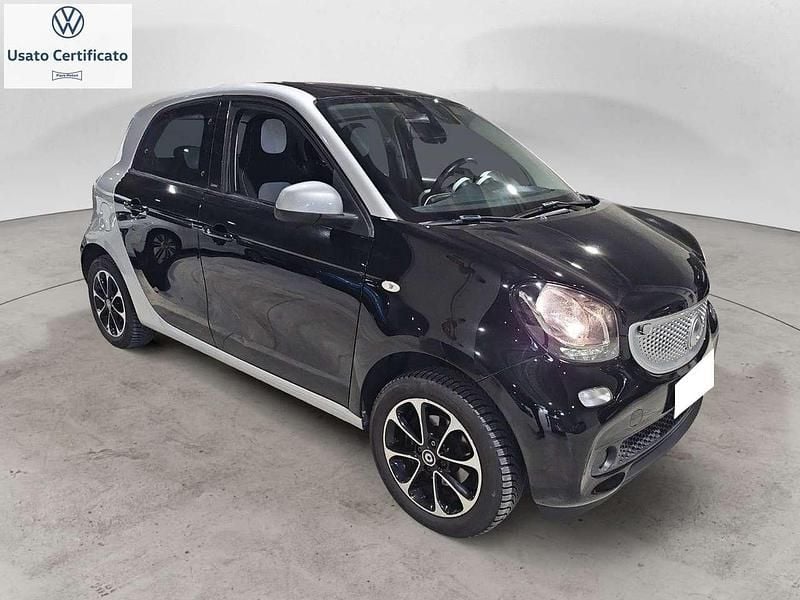 Usata Smart ForFour Passion 71 CV (52 kW) 2015 Nero Utilitaria