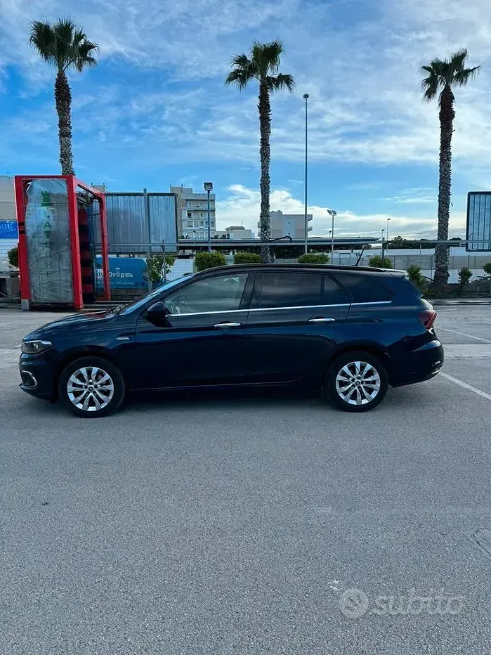 Occasion Fiat Tipo 120 ch (88 kW) 2017 Bleue Break