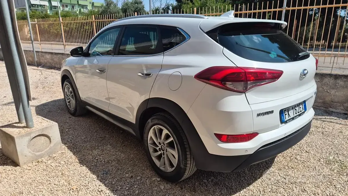 Usata Hyundai Tucson Xpossible 116 CV (85 kW) 2017 Bianco SUV