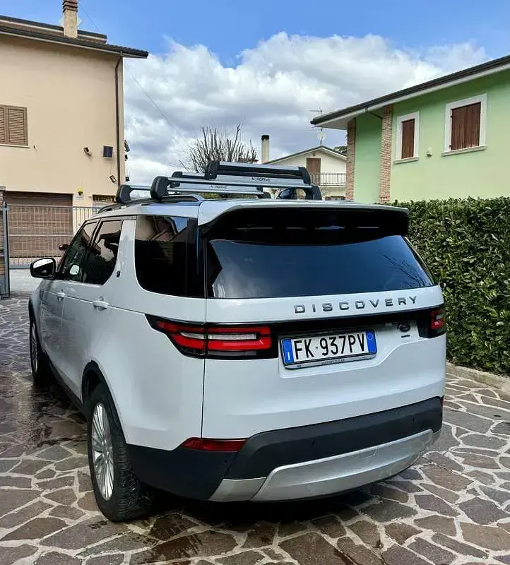 Usata Land Rover Discovery 5 HSE Luxury 241 CV (177 kW) 2018 SUV