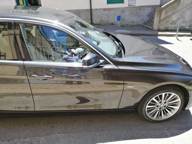 Bronzo Usata 2016 BMW 330 Luxury Line Tre volumi | 22.500 € (Buon prezzo) - Immagine 1/4