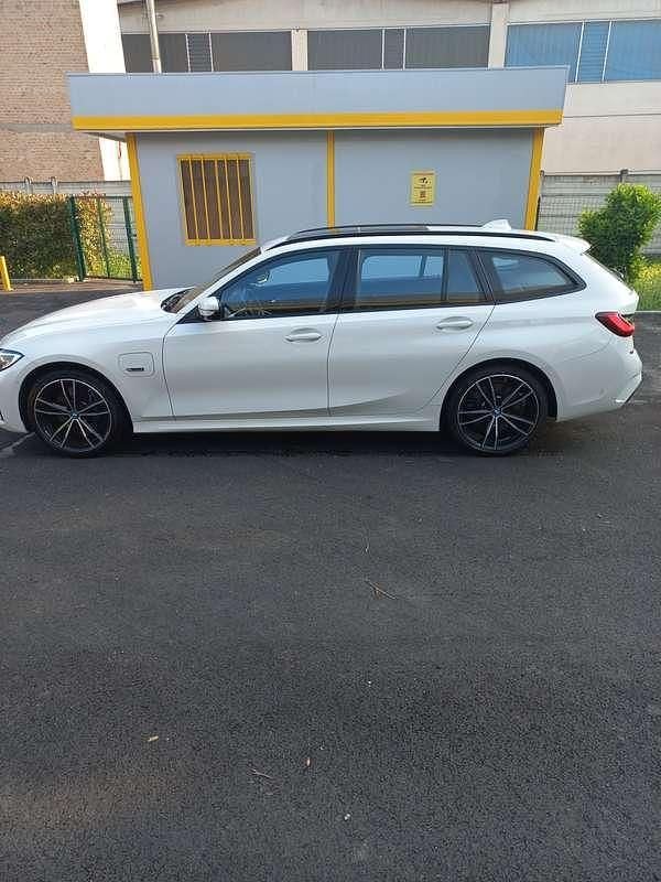Usata BMW 320e M Sport 204 CV (150 kW) 2021 Bianco Station wagon