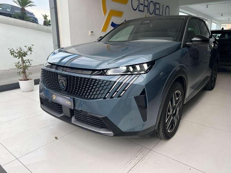 Usata Peugeot 3008 GT 136 CV (100 kW) 2025 Grigio scuro /nero metallizzato SUV