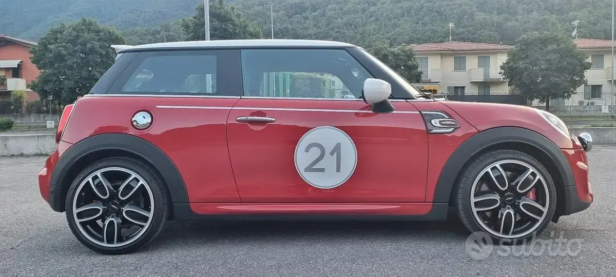 Usata Mini John Cooper Works Coupé Challenge 231 CV (169 kW) 2021 Rosso Coupé
