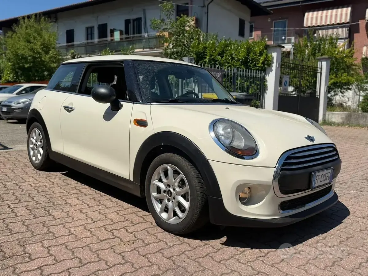 Usata Mini One D 95 CV (69 kW) 2016 Bianco Utilitaria