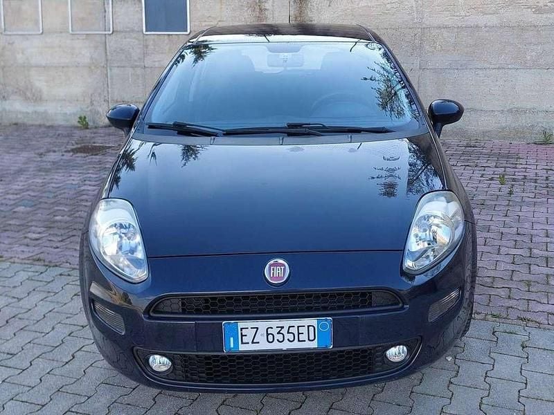 Usata Fiat Punto Street 69 CV (50 kW) 2015 Utilitaria