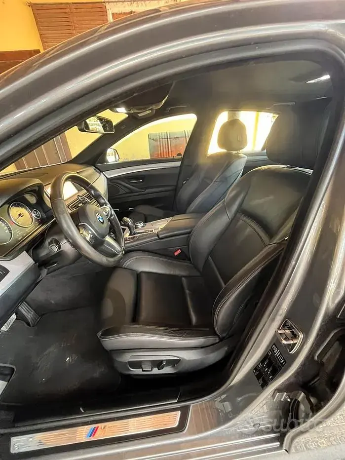 Usata BMW 530 M Sport 258 CV (189 kW) 2013 Grigio Berlina