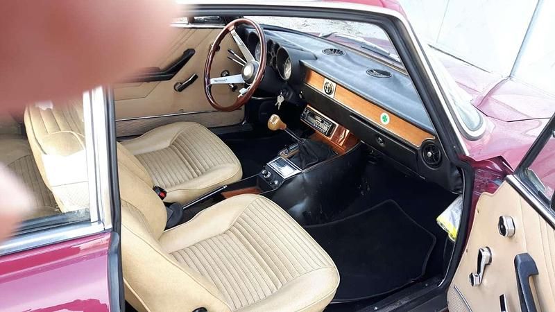 Usata Alfa Romeo Alfetta 109 CV (80 kW) 1975 Rosso Coupé