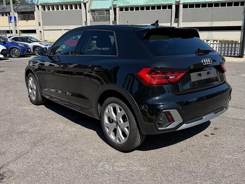 Usata Audi A1 Admired 150 CV (110 kW) 2025 Nero SUV