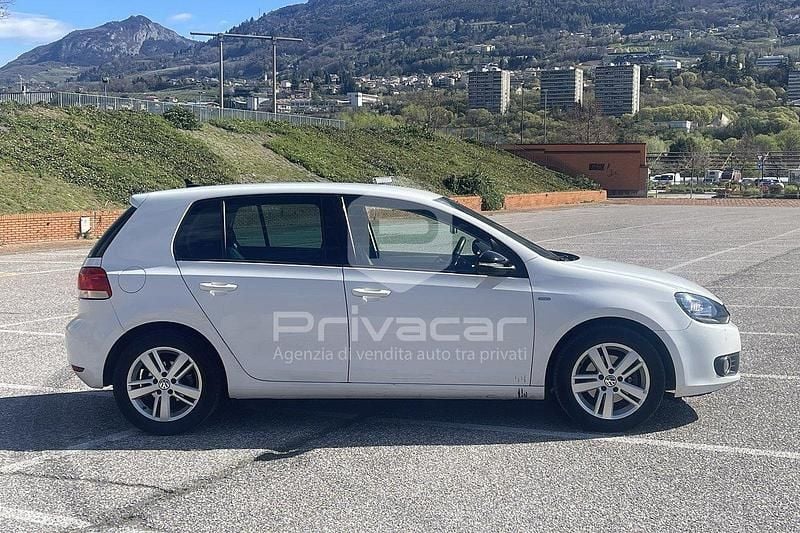 Usata VW Golf VII Comfortline 105 CV (77 kW) 2012 Bianco Berlina