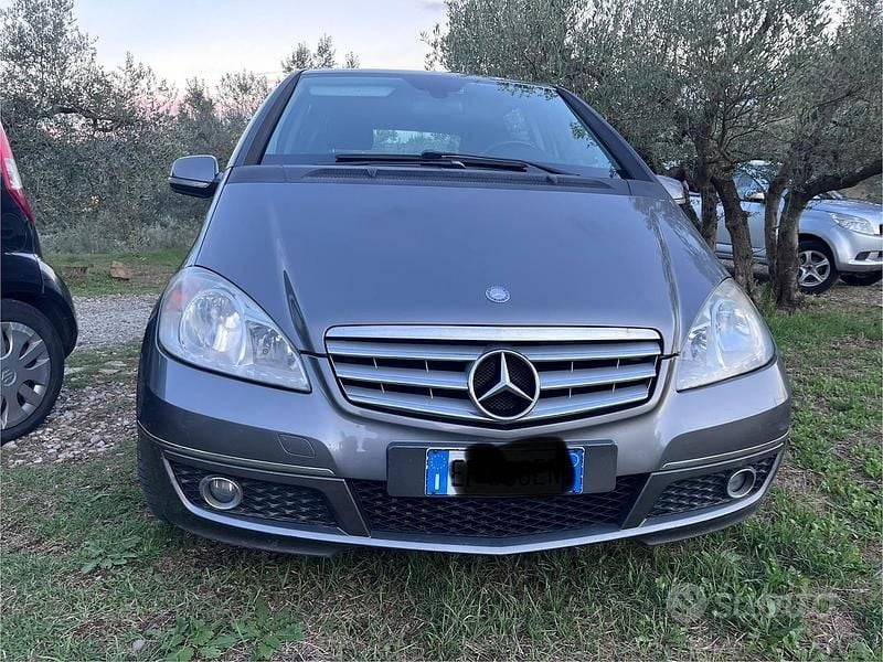 Usata Mercedes A180 2009 Grigio Utilitaria