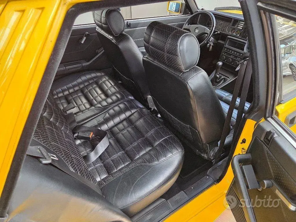 Usata Lancia Delta 205 CV (150 kW) 1992 Vari colori Utilitaria