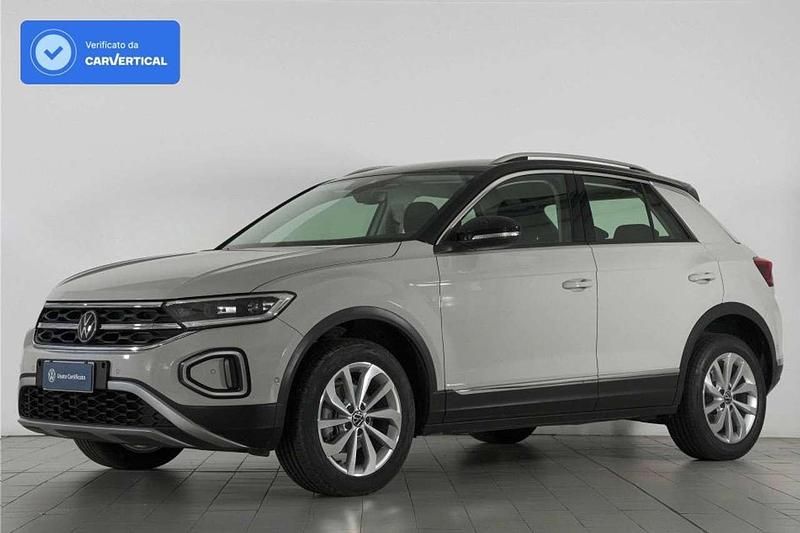 Usata VW T-Roc Style 110 CV (80 kW) 2022 Grigio SUV