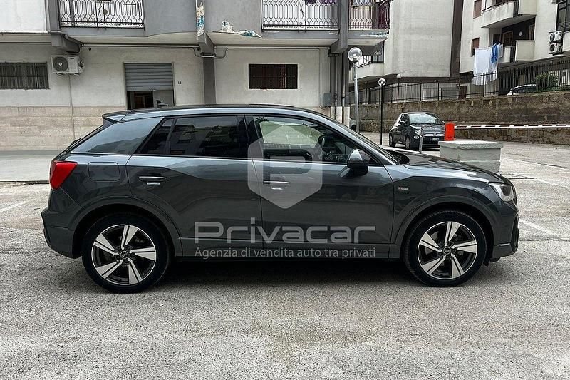 Usata Audi Q2 Comfort 150 CV (110 kW) 2022 Grigio SUV