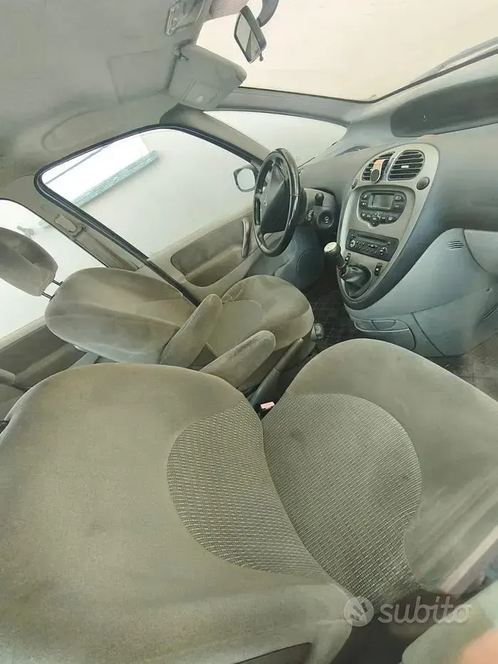 Usata Citroën Xsara Picasso 90 CV (66 kW) 2006 Monovolume