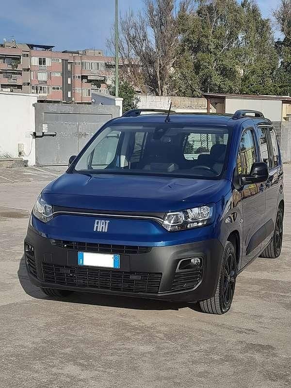 Usata Fiat e-Doblò Launch Edition 56 kW (77 CV) 2023 Blu/azzurro Monovolume