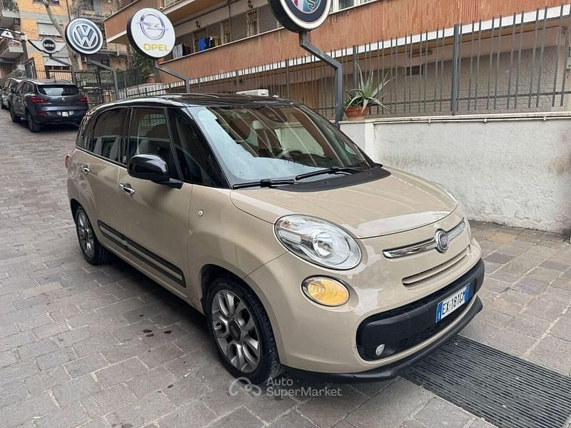 Marrone Usata 2015 Fiat 500L Living Monovolume | 6950 € (Cara) - Immagine 1/4