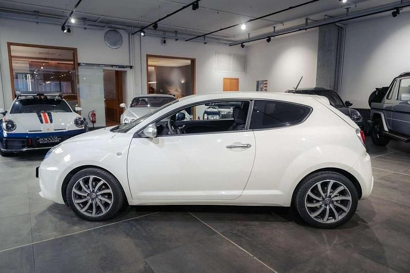 Second-hand Alfa Romeo MiTo 95 CP (69 kW) 2018 Alb Hatchback