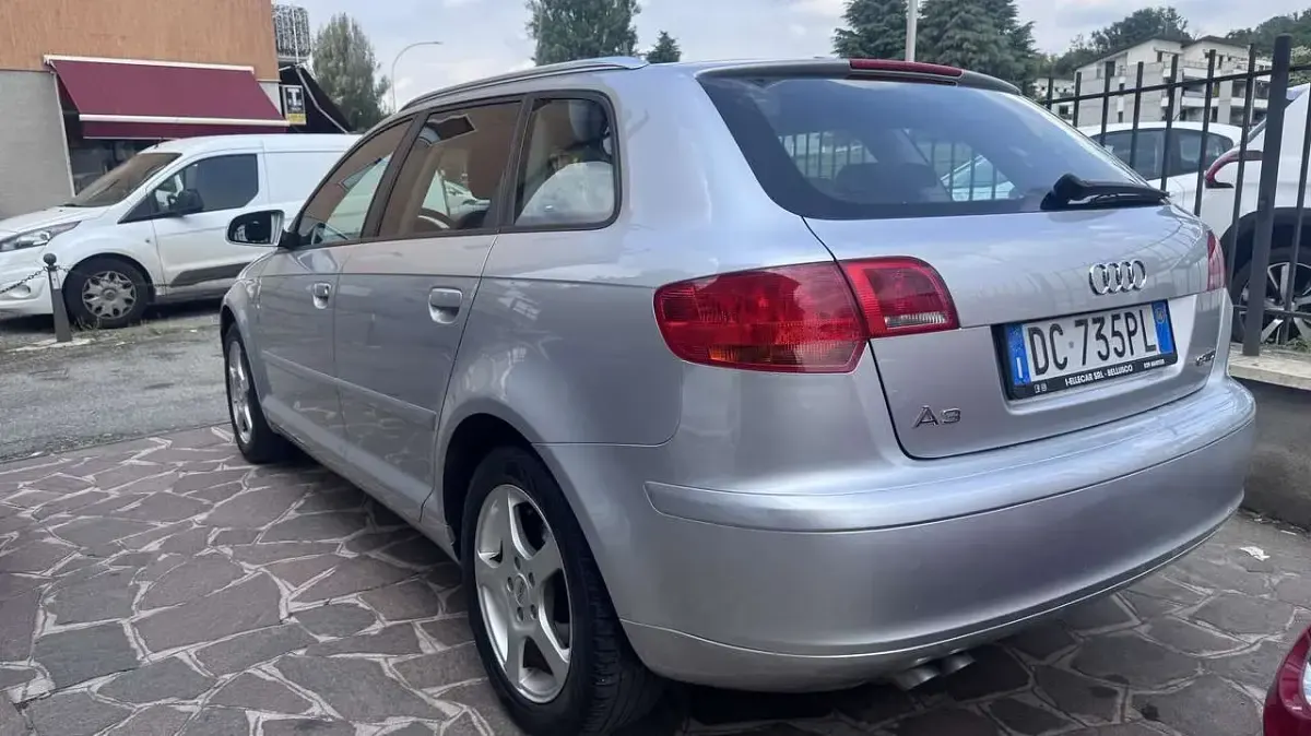 Occasion Audi A3 105 PK (77 kW) 2006 Zilver Hatchback