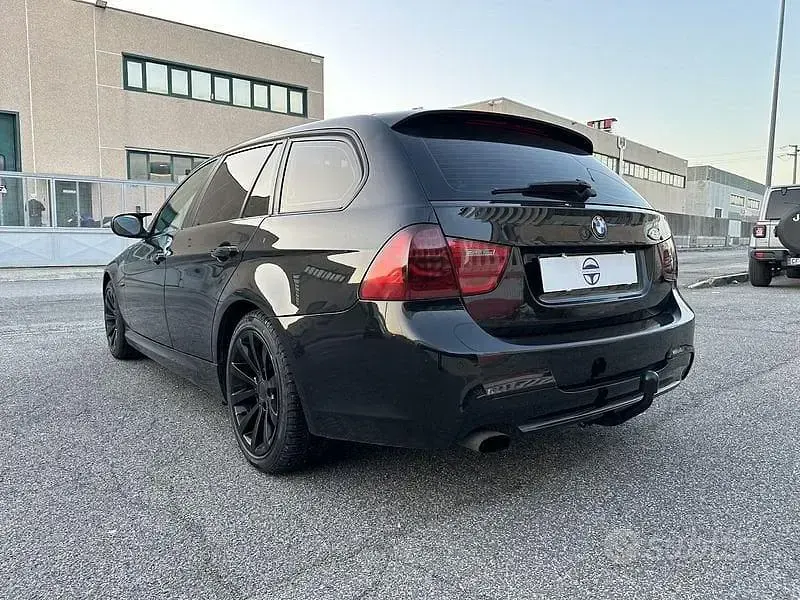 Usata BMW 318 143 CV (105 kW) 2010 Other Station wagon