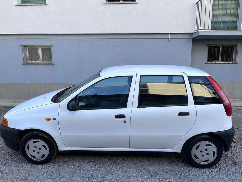 Usata Fiat Punto S 54 CV (39 kW) 1996 Bianco Utilitaria