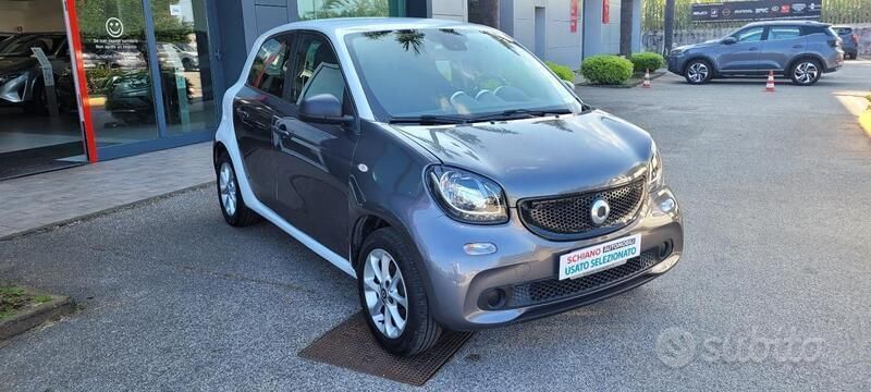 Antracite Usata 2018 Smart ForFour Tre volumi | 10.500 € (Buon prezzo) - Immagine 1/4
