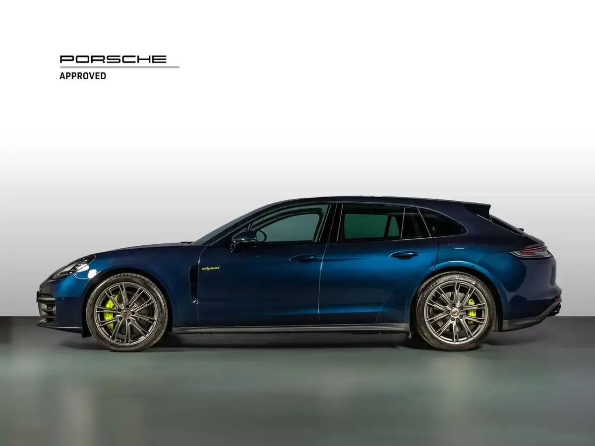 Usata Porsche Panamera 4 E-Hybrid Sport Turismo Sport Turismo 462 CV (339 kW) 2020 Blu notte metallizzato Station wagon