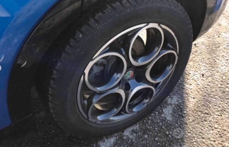 Usata Alfa Romeo Tonale Sprint 131 CV (96 kW) 2023 Blu SUV