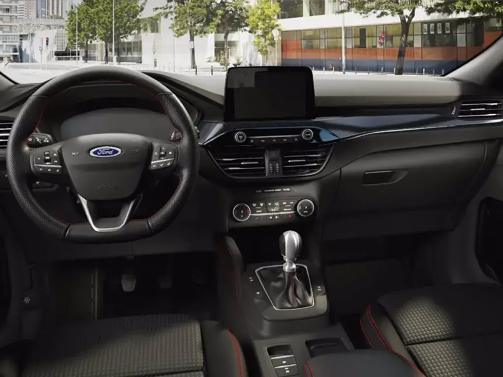 Nuova Ford Kuga ST-Line 180 CV (132 kW) 2026 Agate black SUV