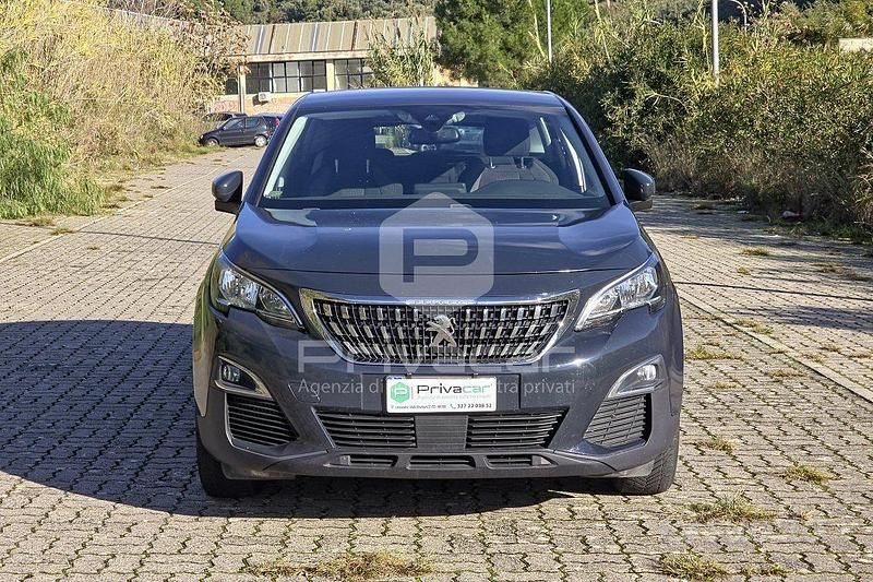Usata Peugeot 3008 Business-Line 120 CV (88 kW) 2018 Blu SUV