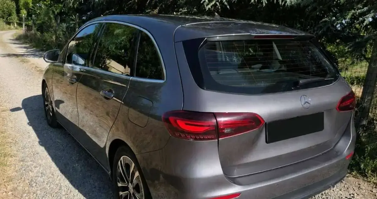 Usata Mercedes B180 Advanced Plus 116 CV (85 kW) 2023 Grigio Utilitaria