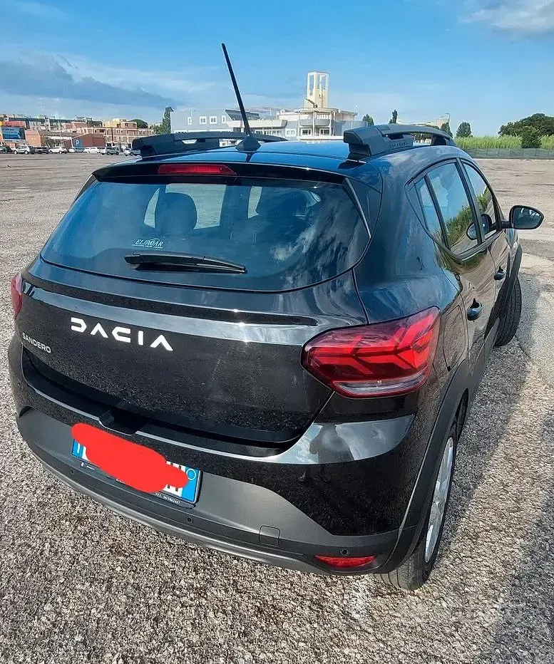 Usata Dacia Sandero Expression 101 CV (74 kW) 2024 Nero Berlina