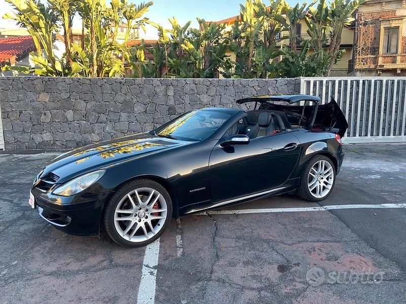Usata Mercedes SLK200 163 CV (119 kW) 2007 Nero Cabrio