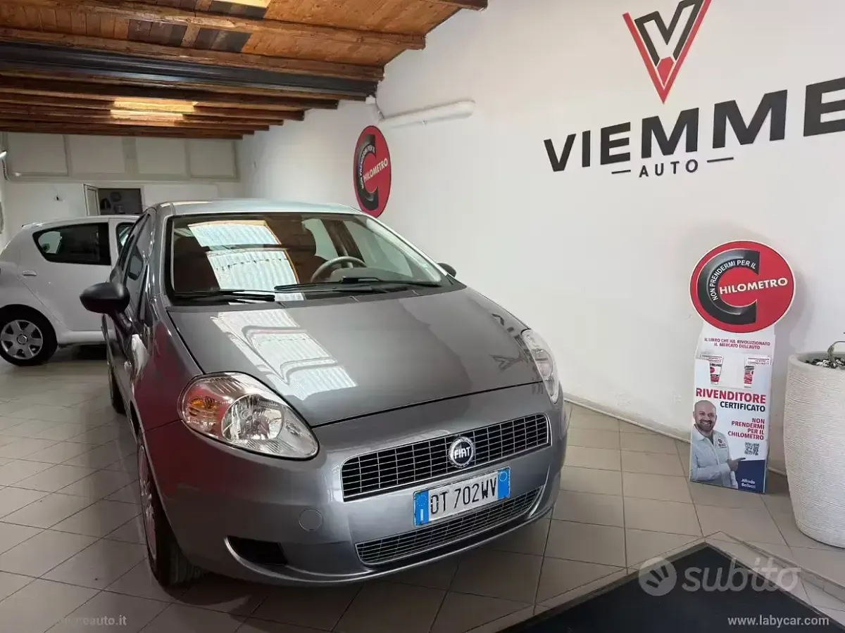 Usata Fiat Grande Punto Dynamic 77 CV (56 kW) 2009 Utilitaria