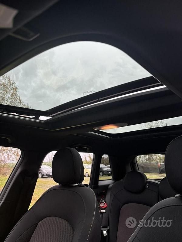 Usata Mini ONE Classic 75 CV (55 kW) 2021 Nero Utilitaria