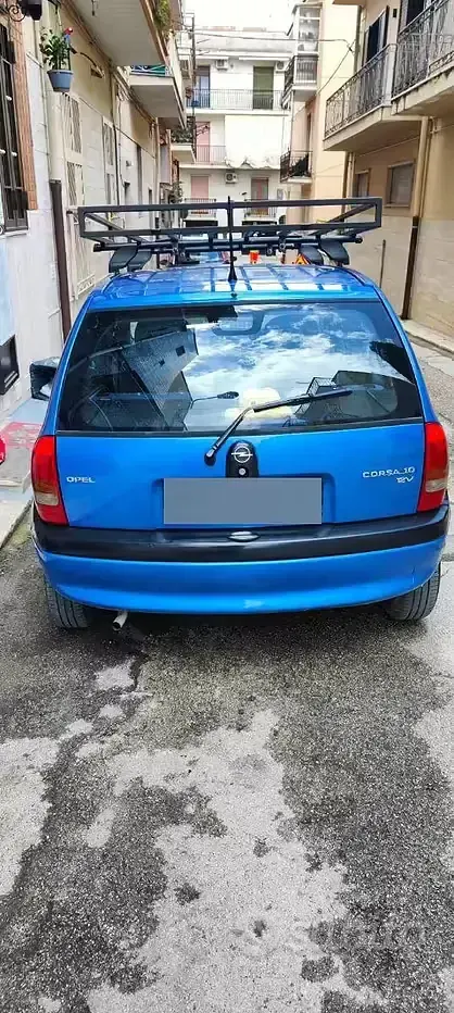 Używany Opel Corsa Swing 54 KM (39 kW) 1999 Niebieski Sedan/Limuzyna