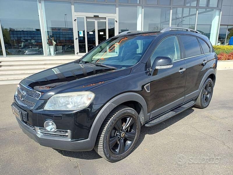 Usata Chevrolet Captiva 150 CV (110 kW) 2011 Nero SUV