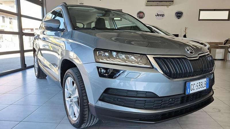 Usata Skoda Karoq Executive 116 CV (85 kW) 2020 Grigio SUV