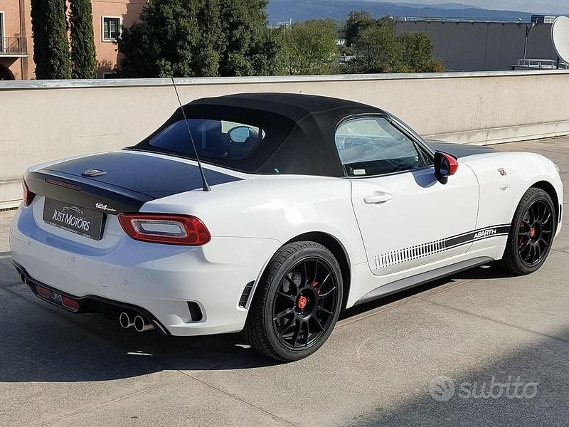 Usata Abarth 124 Spider 170 CV (125 kW) 2017 Bianco Cabrio