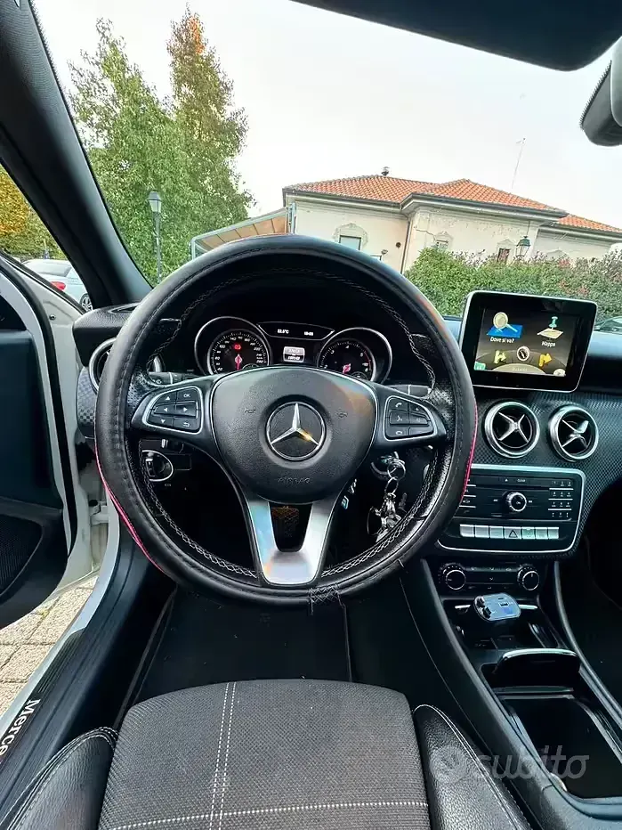 Usata Mercedes A200 Premium 136 CV (100 kW) 2016 Bianco Berlina