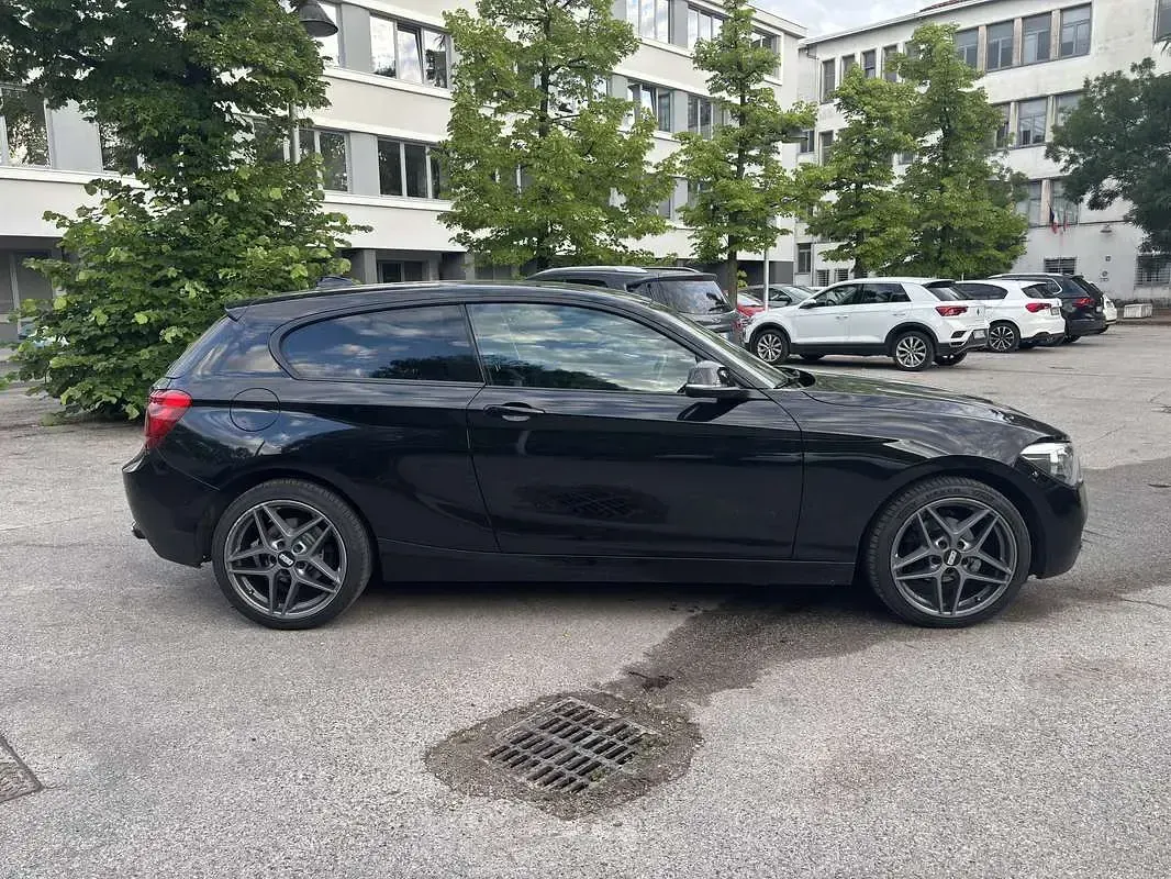Usata BMW 114 M Sport 102 CV (75 kW) 2012 Nero Utilitaria