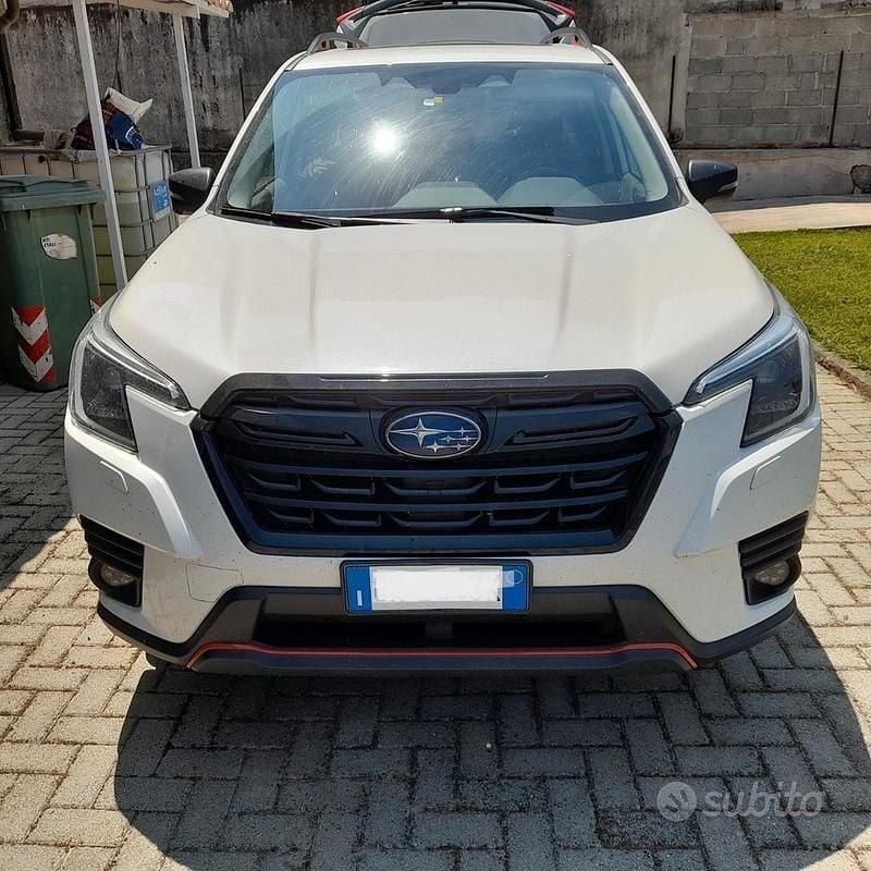 Usata Subaru Forester 150 CV (110 kW) 2022 Bianco SUV