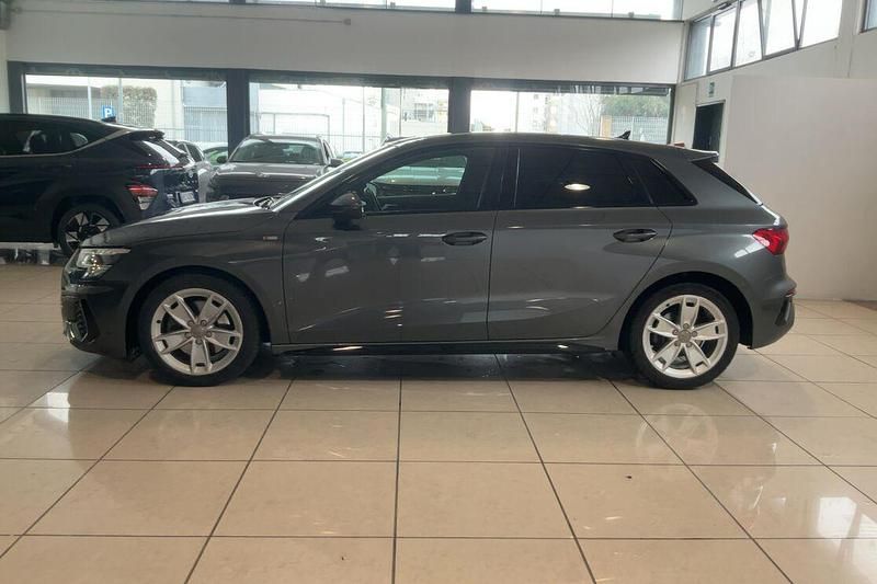 Usata Audi A3 Sportback e-tron S-Line 150 CV (110 kW) 2020 Grigio Utilitaria