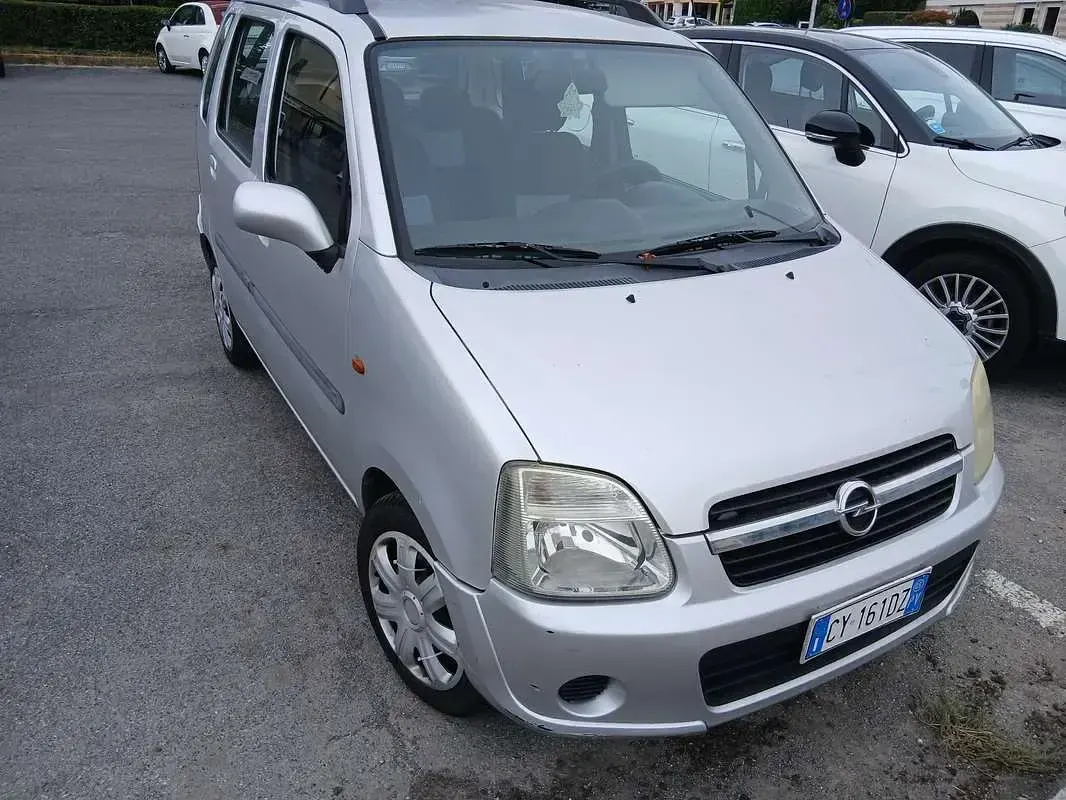 Usata Opel Agila Club 60 CV (44 kW) 2005 Monovolume