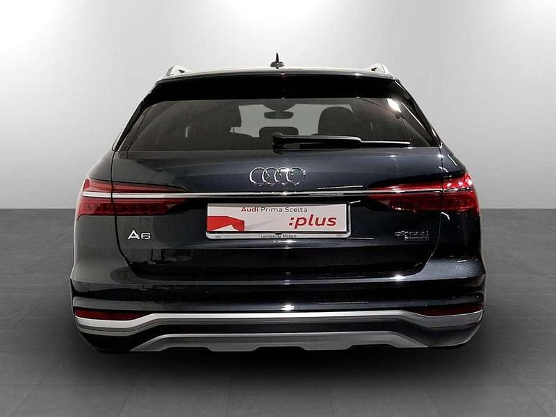 Nuova Audi A6 Allroad Advanced 286 CV (210 kW) 2025 Argento metallizzato Station wagon